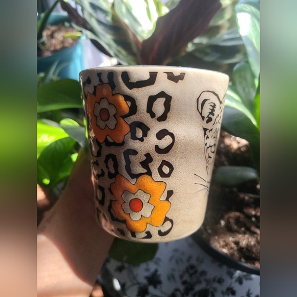 Blue Harbor Leapord Print Mug - Picture 5 of 5